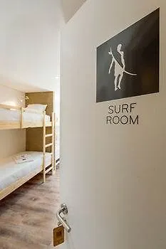 If - Hostel/backpacker